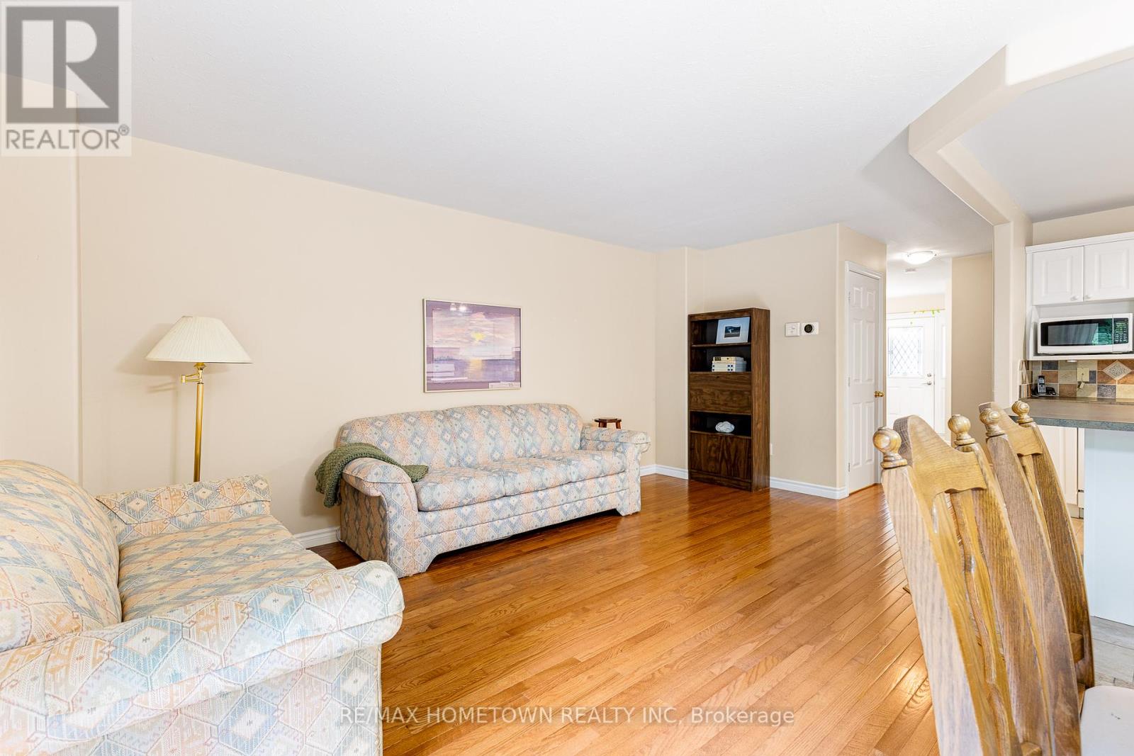 Photo 21 of 271 Beley Street, Brockville ON