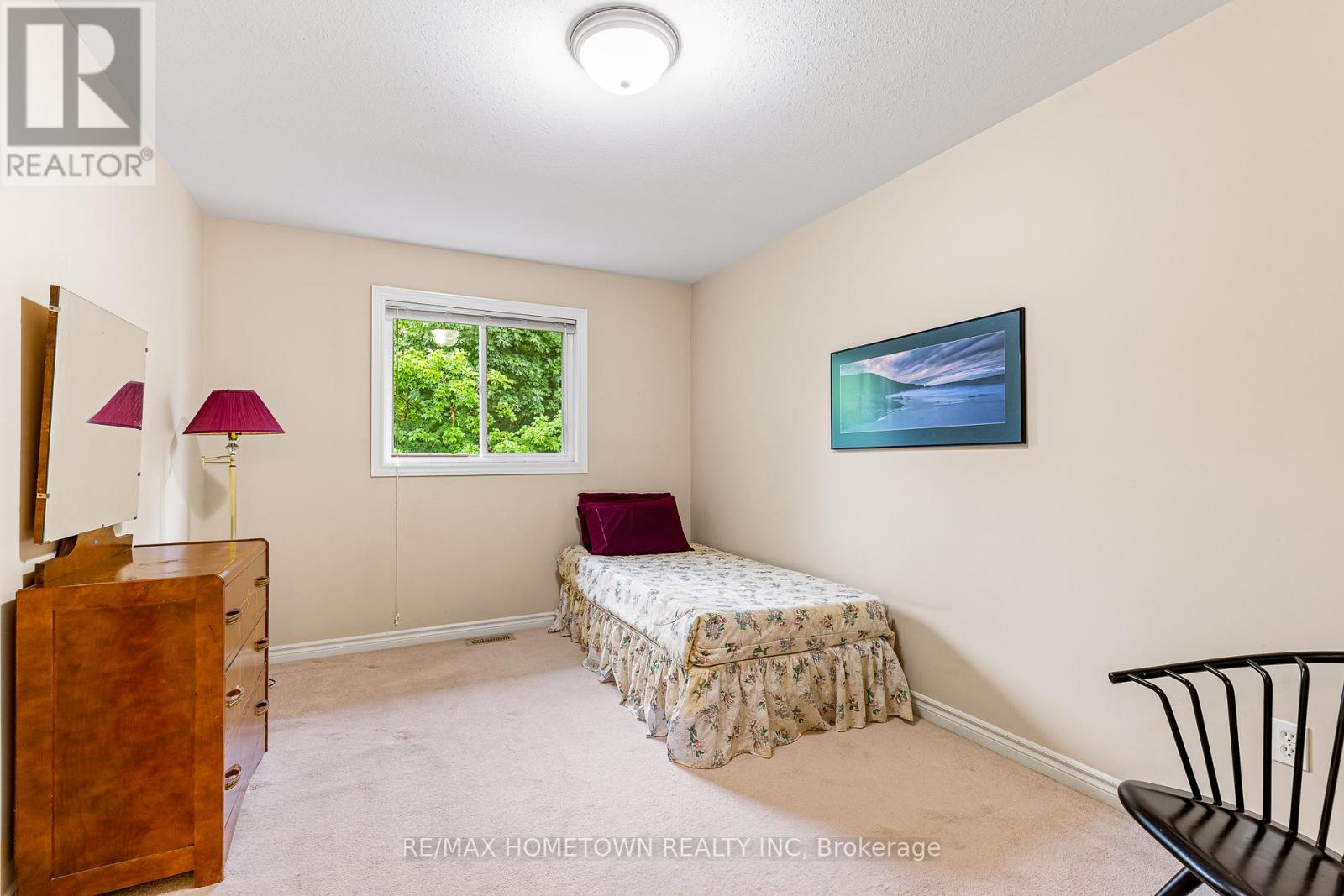 Photo 12 of 271 Beley Street, Brockville ON