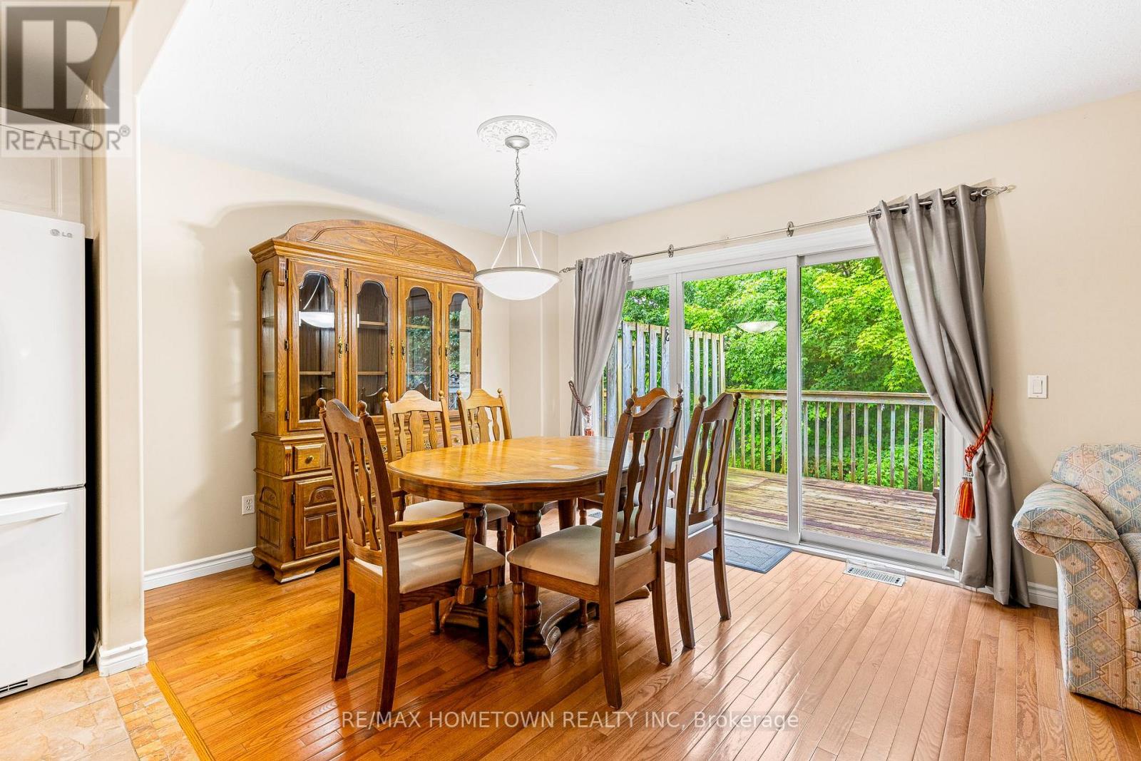 Photo 26 of 271 Beley Street, Brockville ON