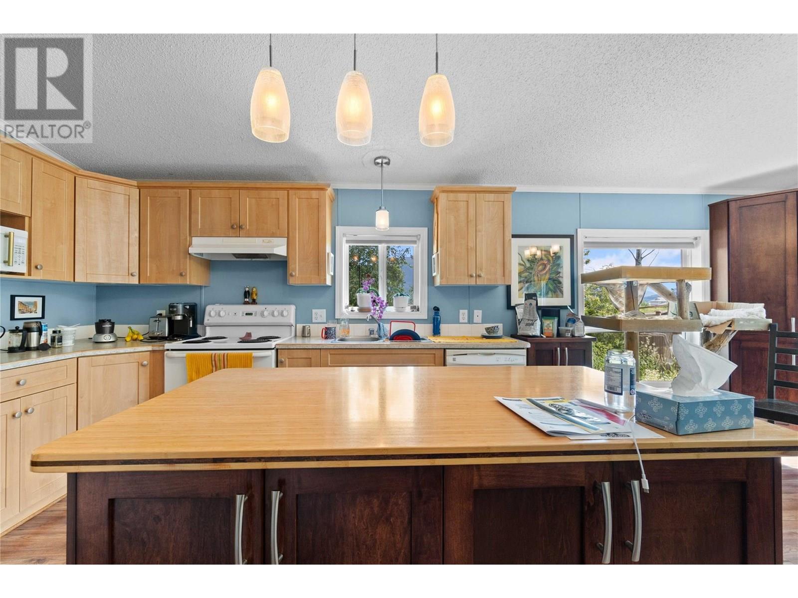 Photo 33 of 4421 73 Avenue Ne, Salmon Arm BC