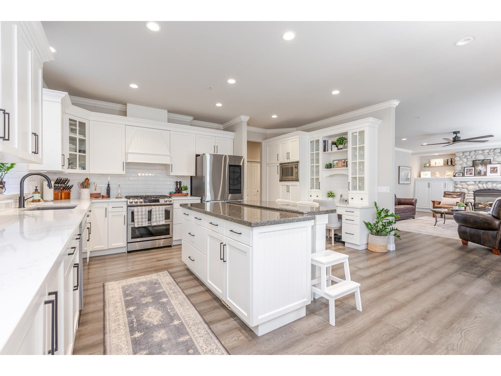 Photo 14 of 10095 181 Street, Surrey BC