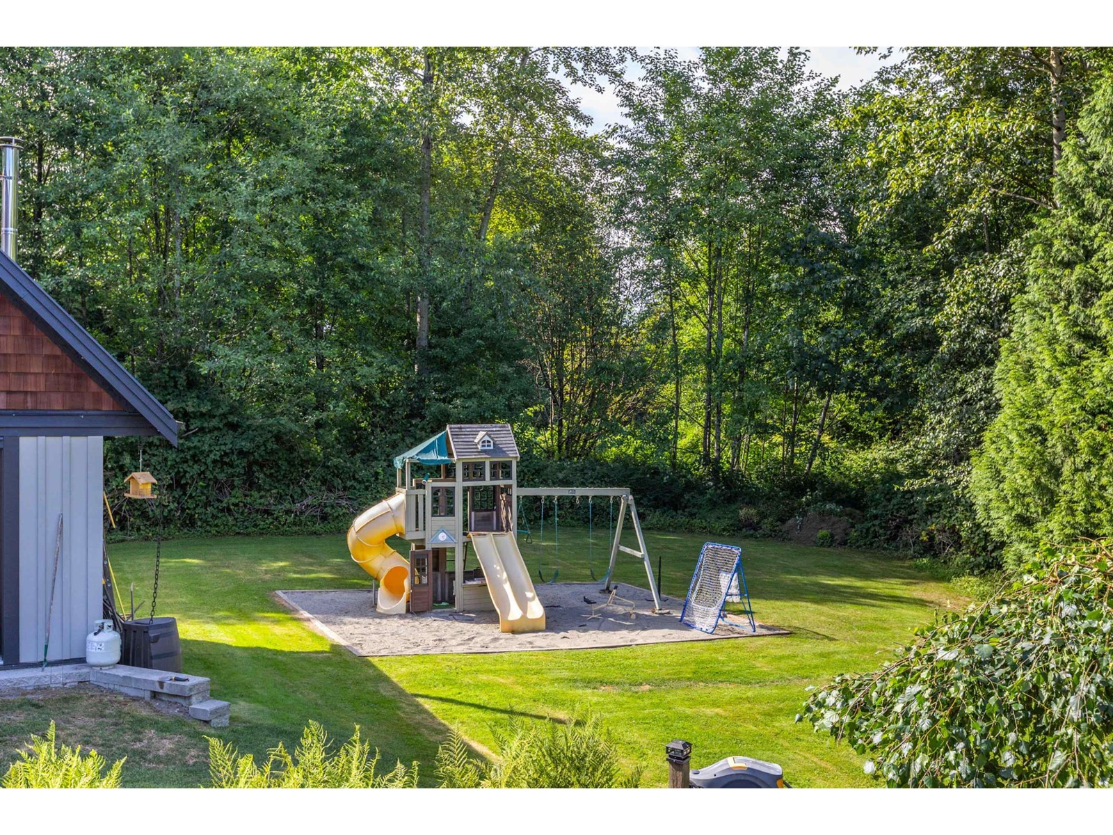 Photo 18 of 10095 181 Street, Surrey BC