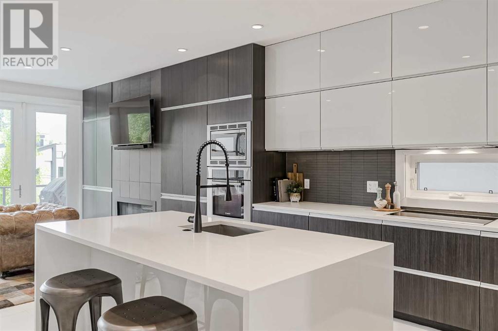Single Family House for Sale in   Avenue SW South Calgary Calgary 