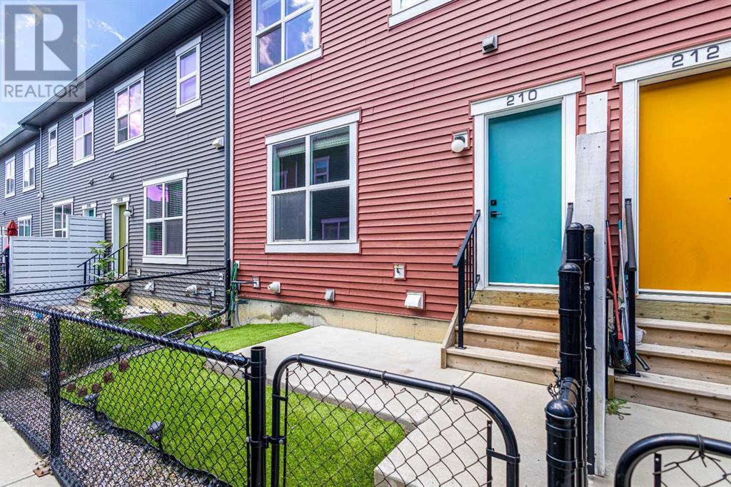 Single Family House for Sale in  Silverado Skies Common SW Silverado Calgary 