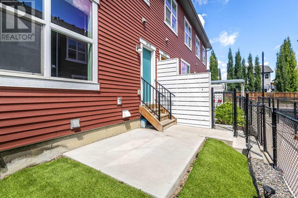 Single Family House for Sale in  Silverado Skies Common SW Silverado Calgary 