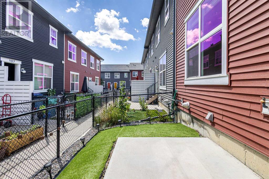 Single Family House for Sale in  Silverado Skies Common SW Silverado Calgary 