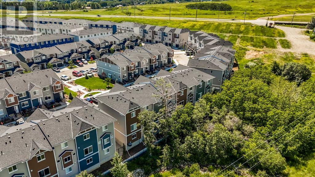Single Family House for Sale in  Tuscany Summit Square NW Tuscany Calgary 