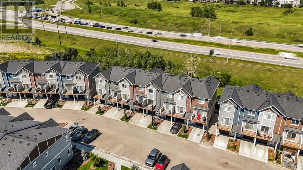 Single Family House for Sale in  Tuscany Summit Square NW Tuscany Calgary 