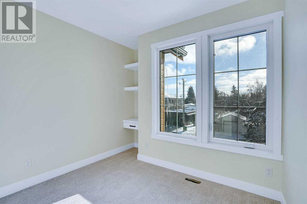 Single Family House for Sale in   Avenue SW Richmond Calgary 