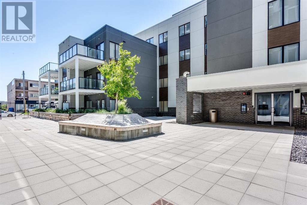 Single Family House for Sale in    Avenue NE Crescent Heights Calgary 