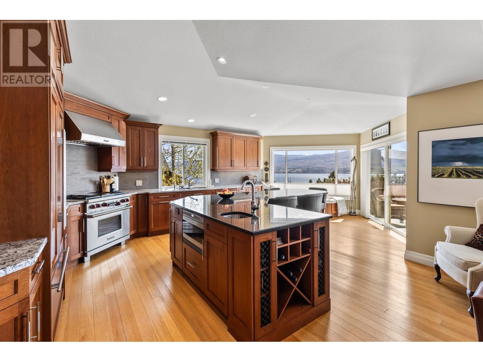  1554 Chardonnay Place, West Kelowna