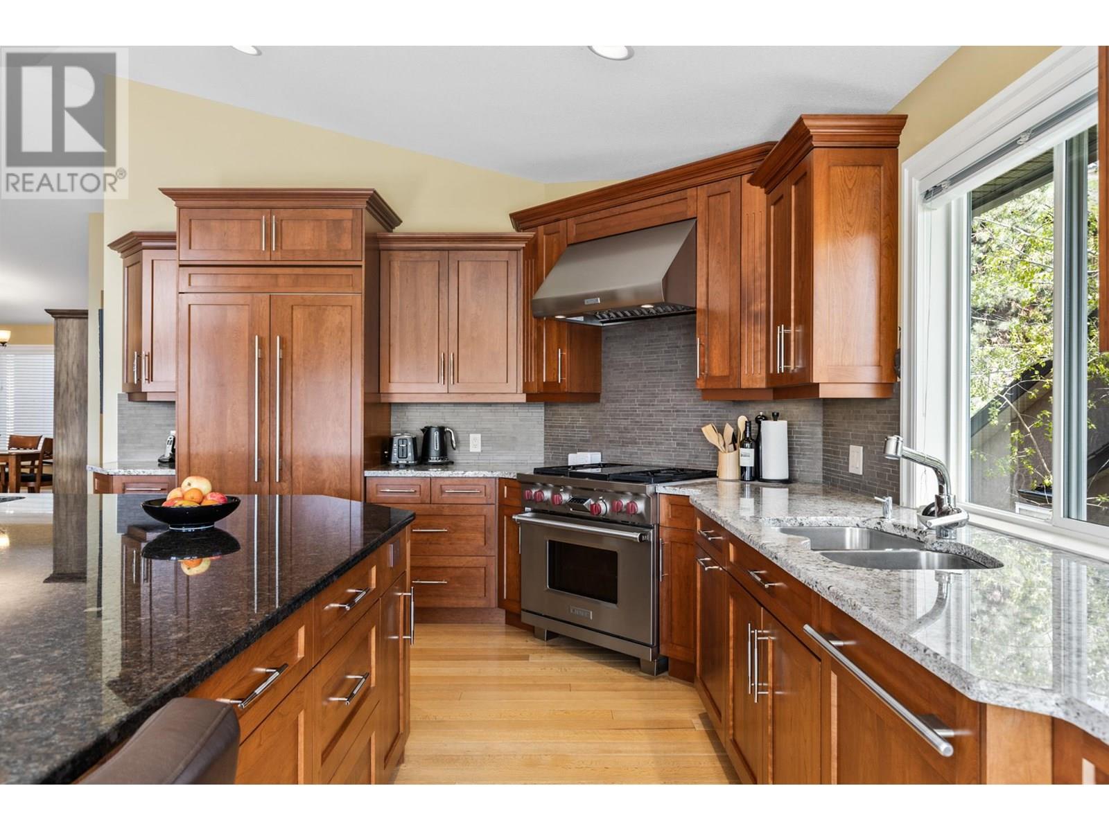  1554 Chardonnay Place, West Kelowna