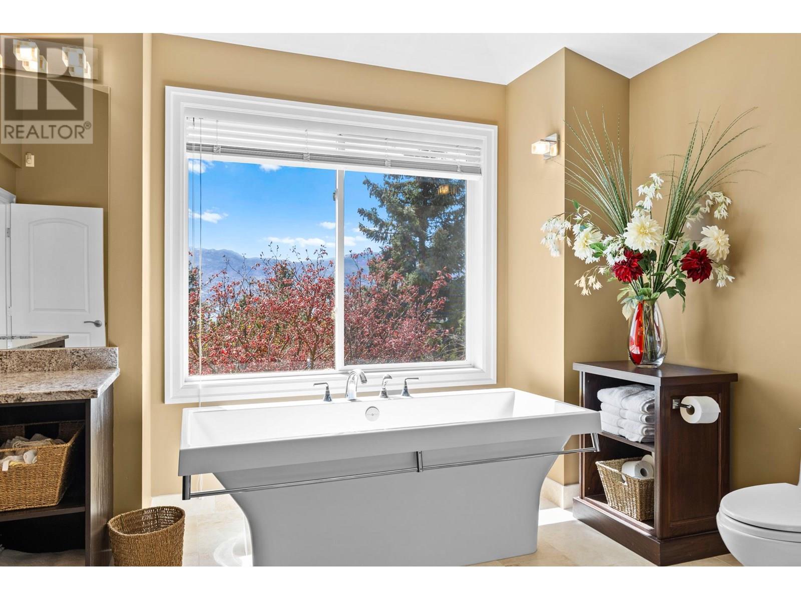  1554 Chardonnay Place, West Kelowna