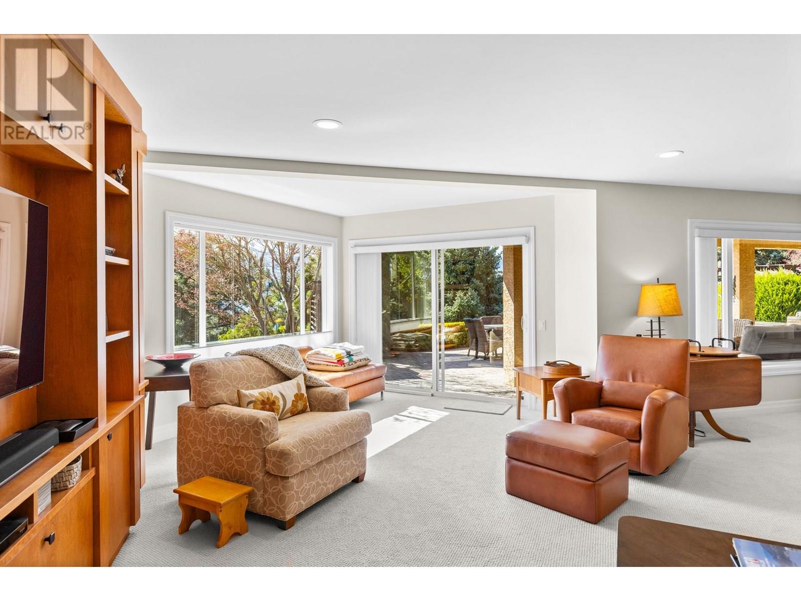  1554 Chardonnay Place, West Kelowna