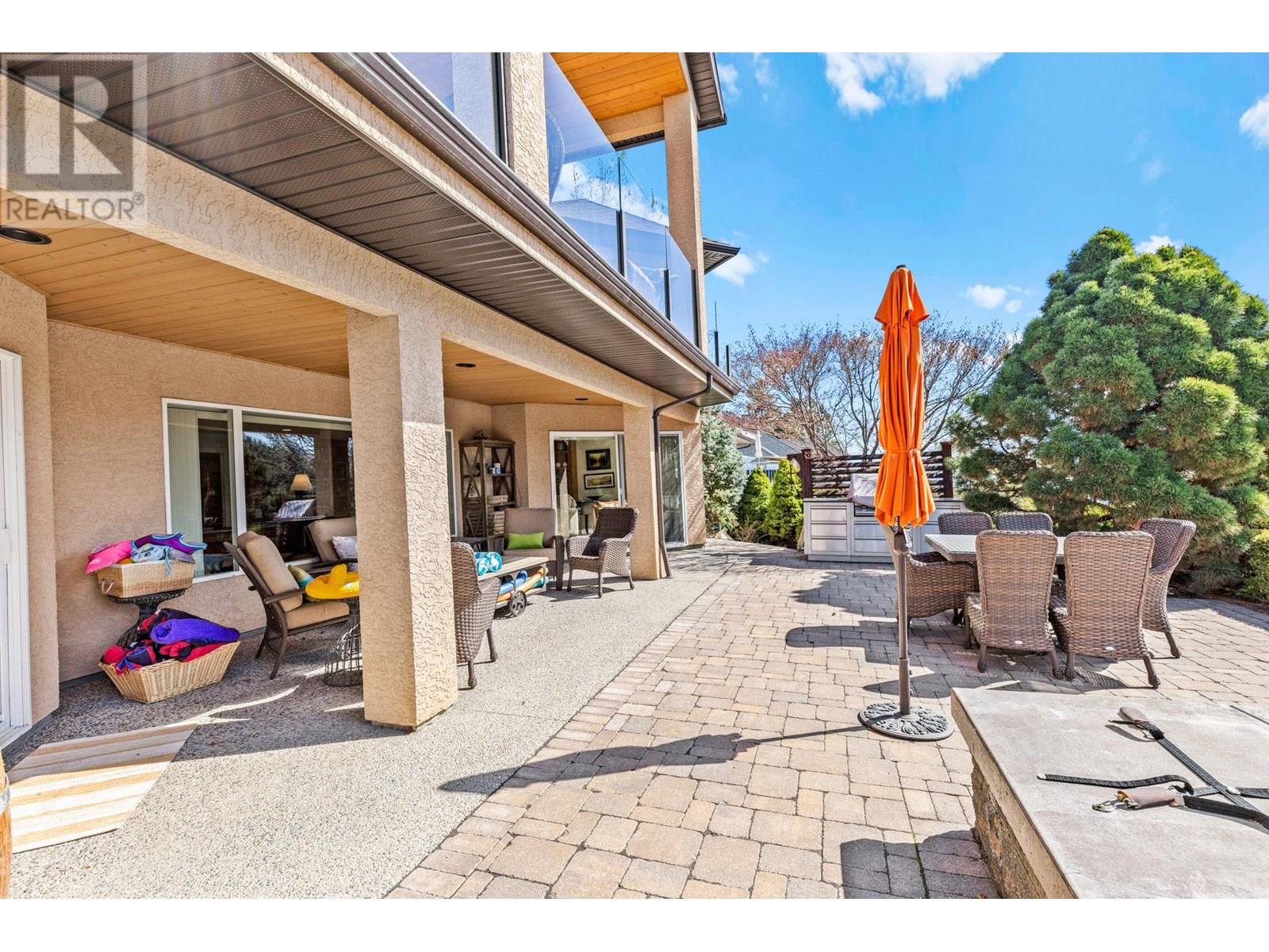  1554 Chardonnay Place, West Kelowna