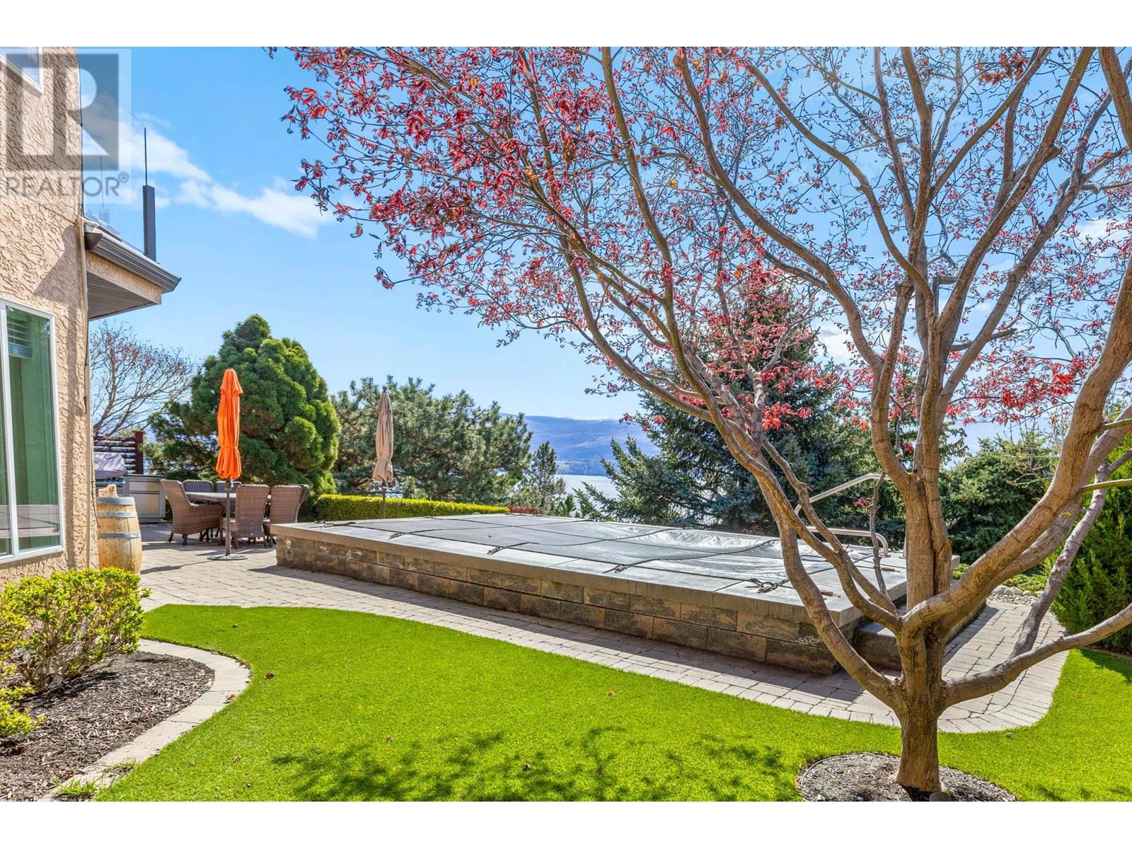  1554 Chardonnay Place, West Kelowna