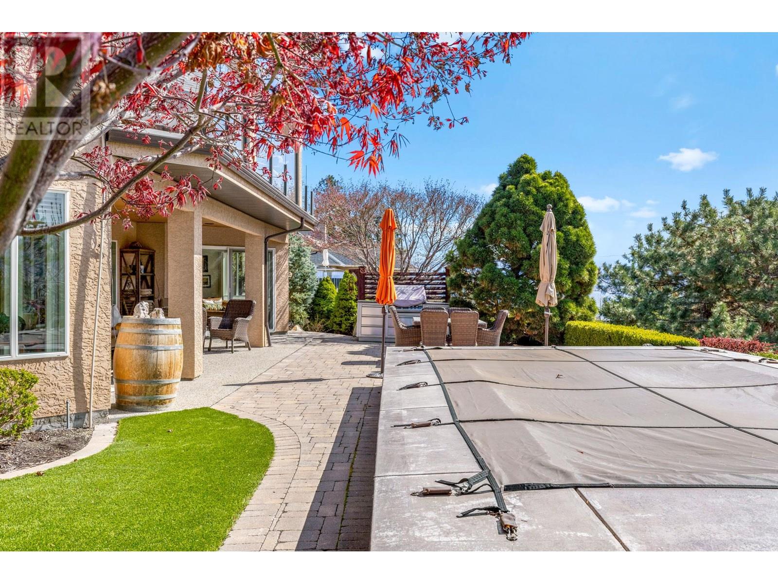  1554 Chardonnay Place, West Kelowna