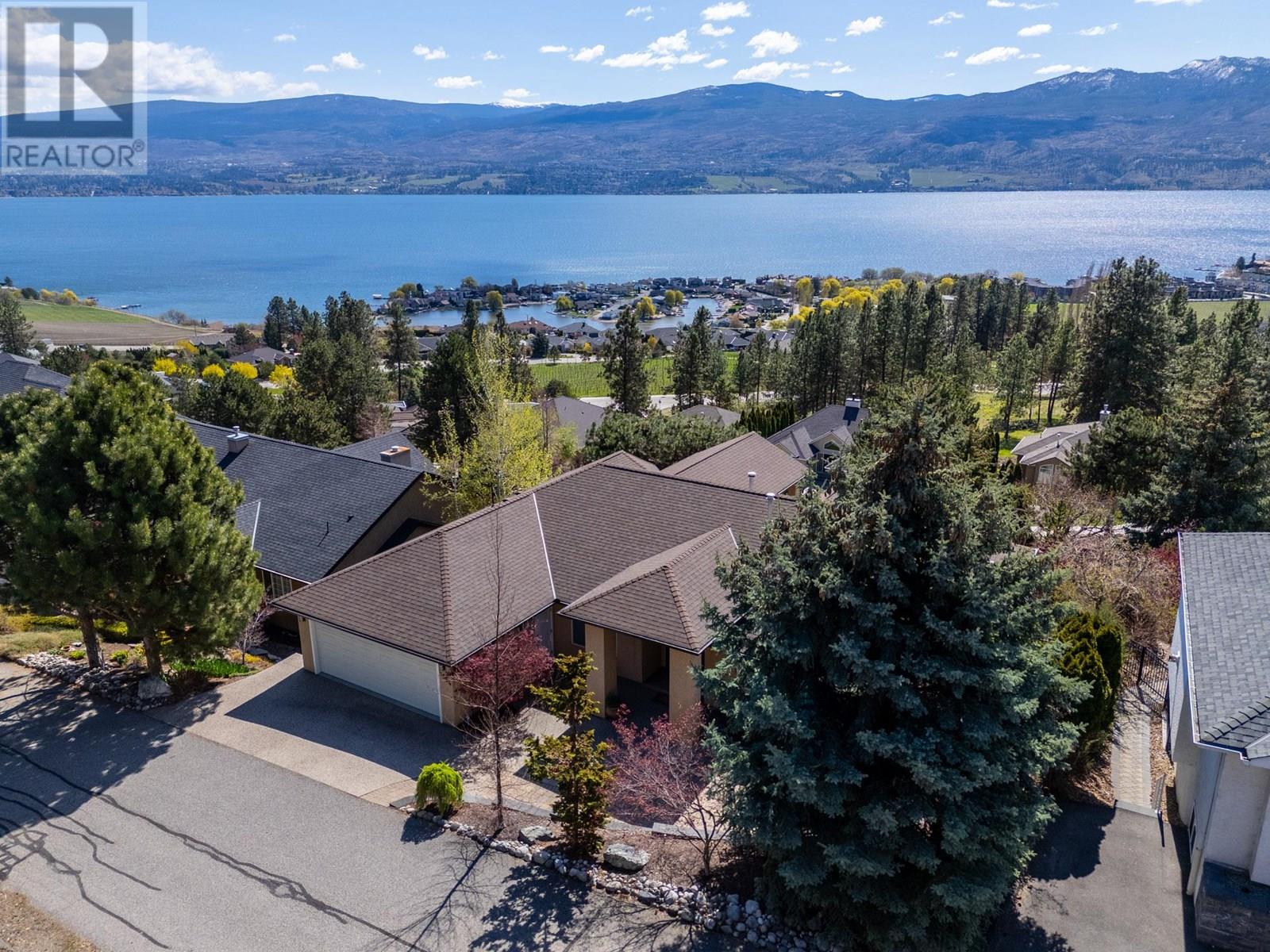  1554 Chardonnay Place, West Kelowna