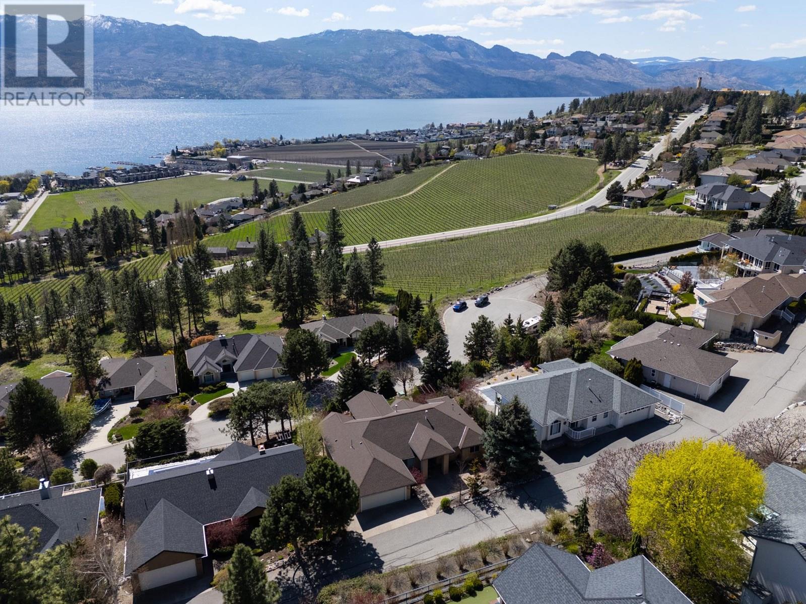  1554 Chardonnay Place, West Kelowna