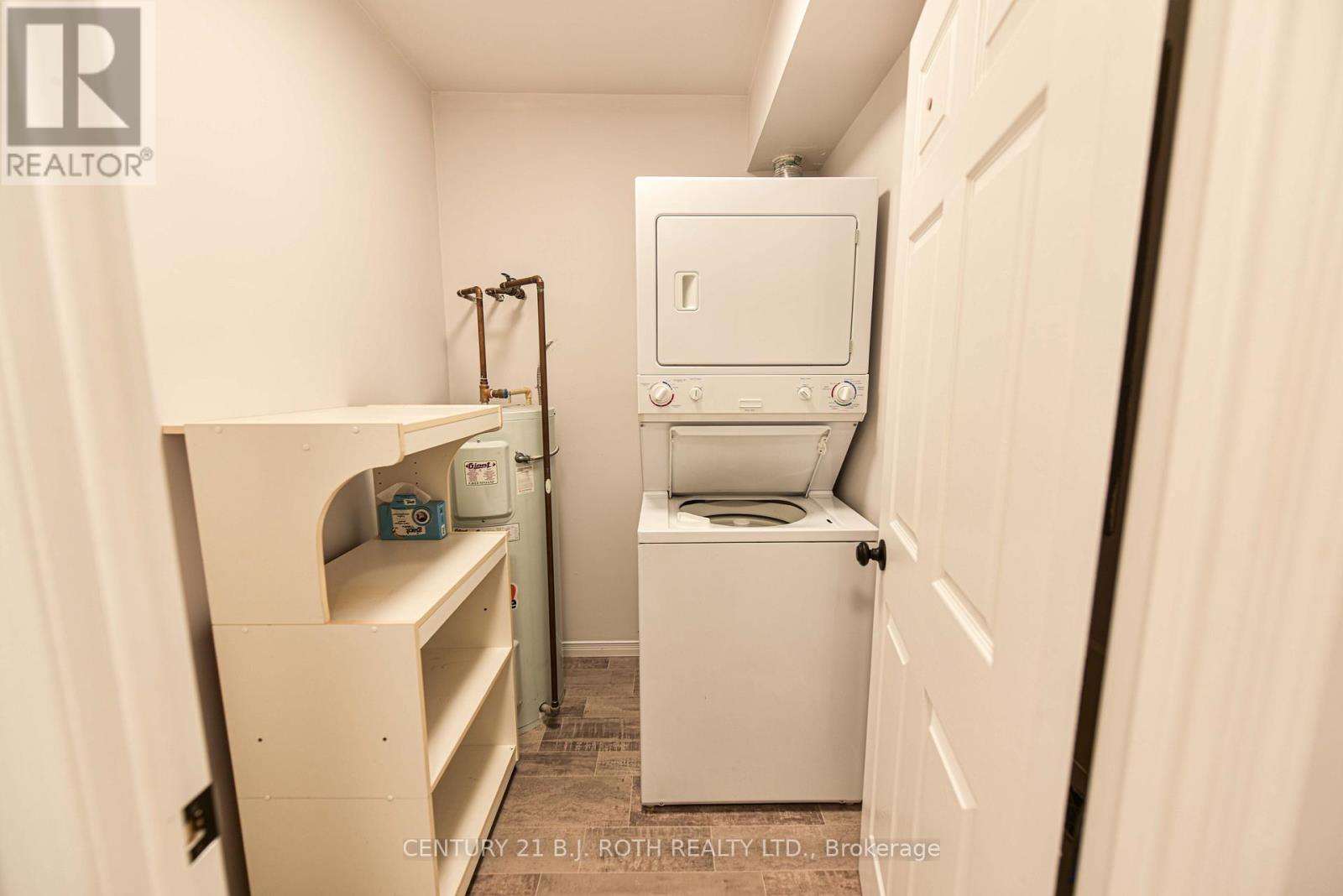Photo 8 of 302 125 Bond Street, Orillia ON