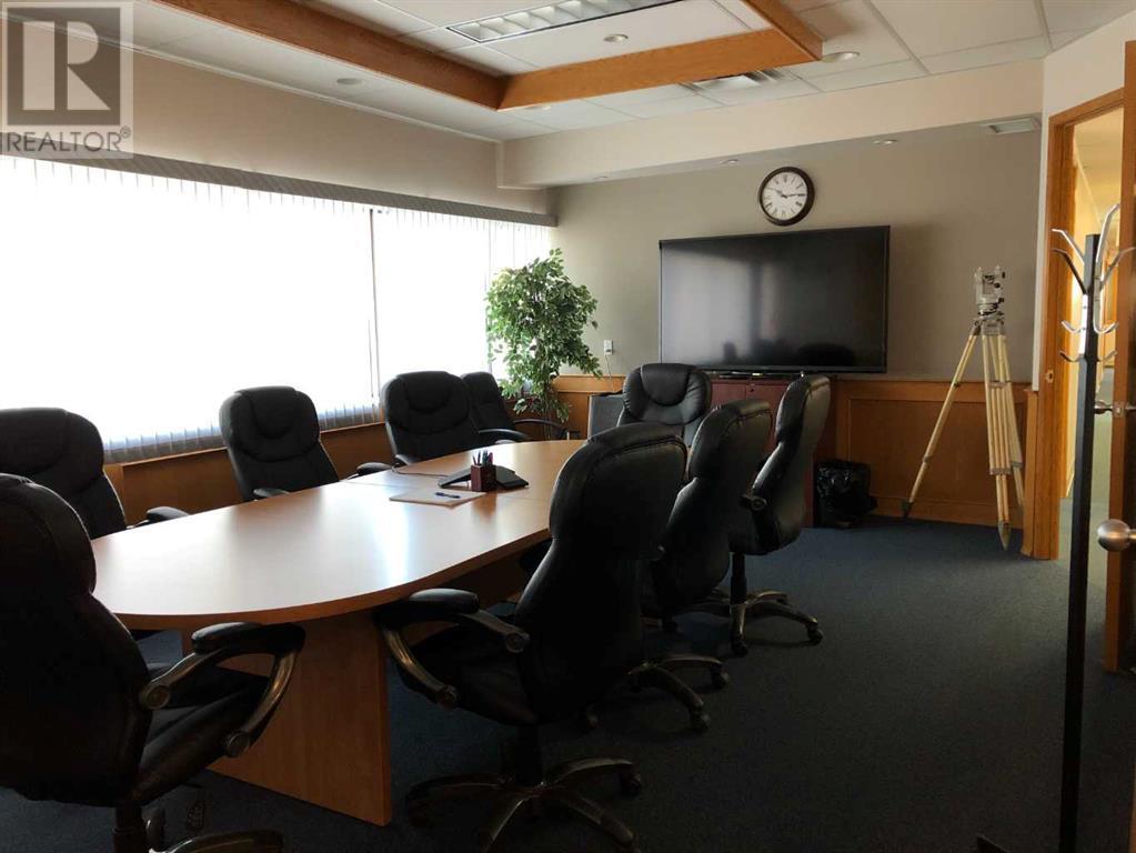 Photo 8 of 10070 117 Avenue, Grande Prairie AB