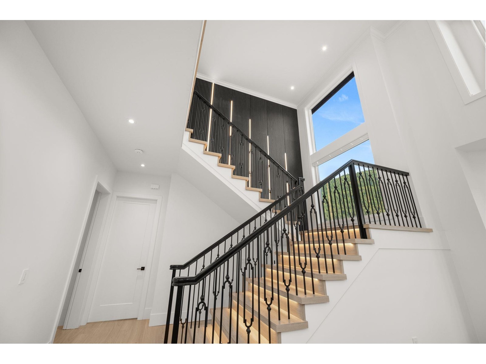Photo 14 of 39321 Blacklock Road, Abbotsford BC