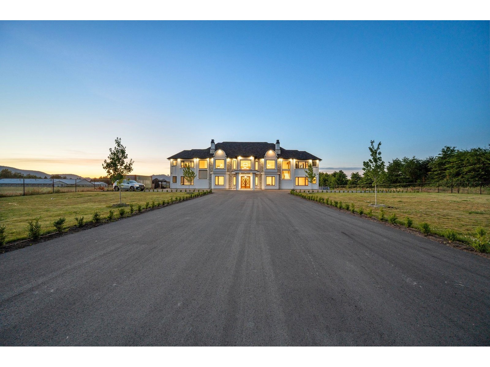 Photo 1 of 39321 Blacklock Road, Abbotsford BC