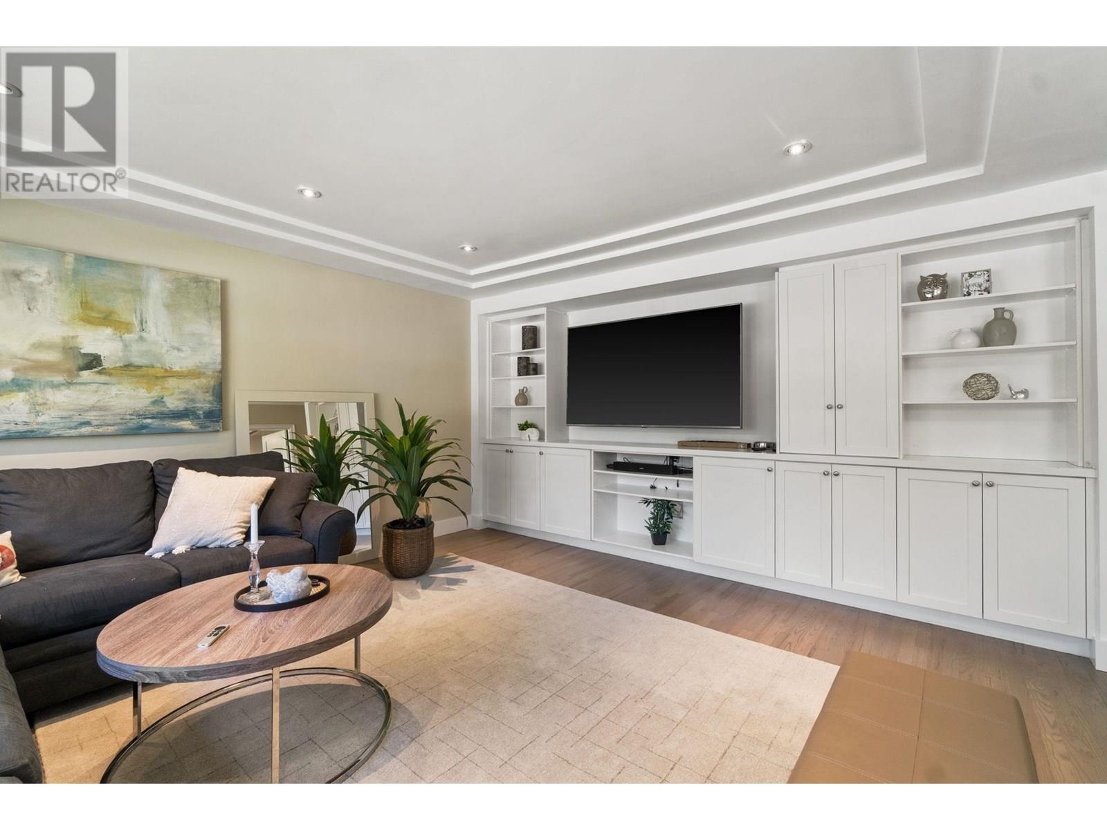 Photo 13 of 358 Alberta Street, New Westminster BC