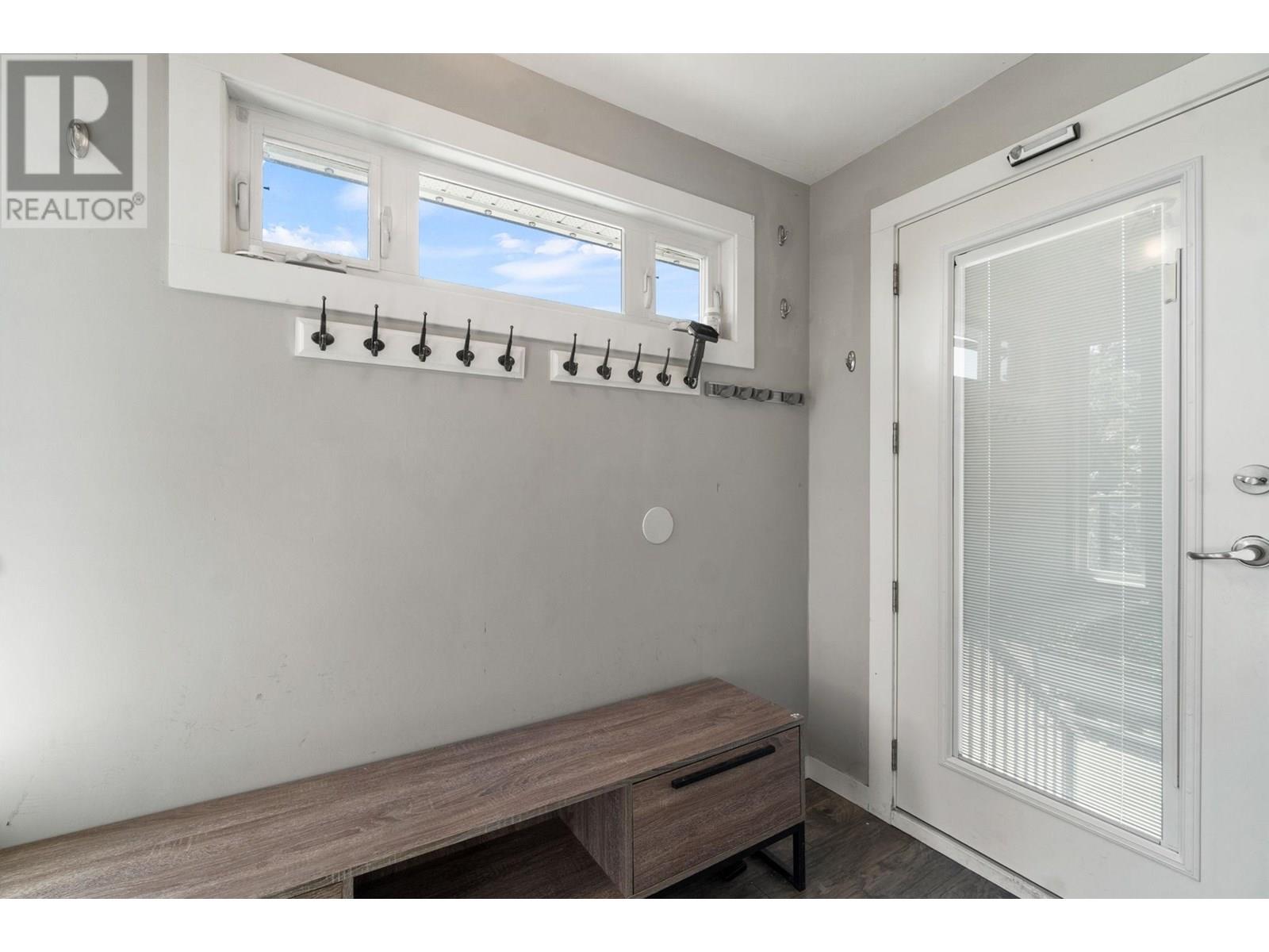 Photo 7 of 358 Alberta Street, New Westminster BC