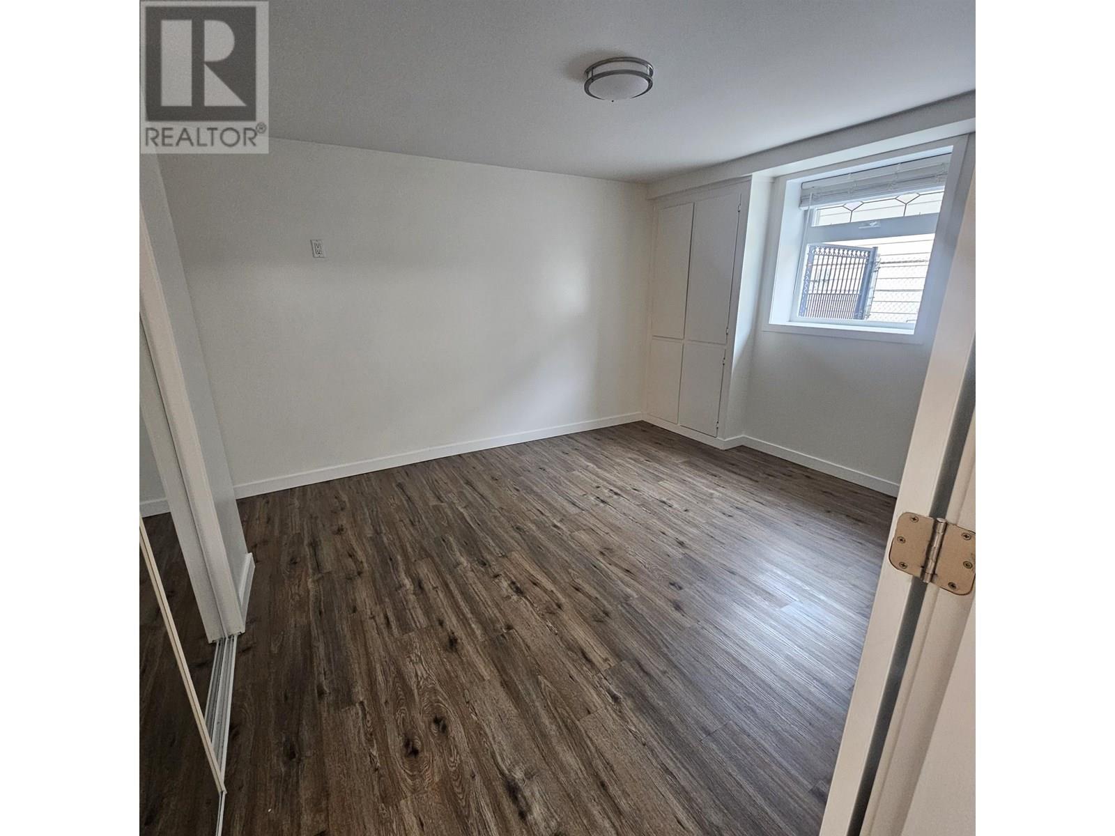 Photo 4 of 358 Alberta Street, New Westminster BC