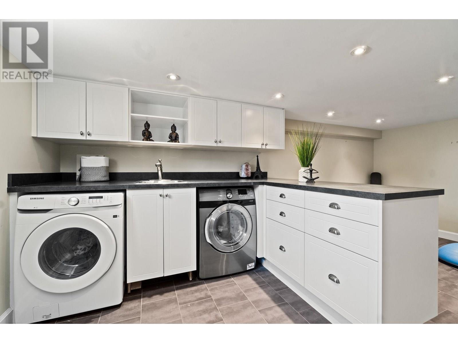 Photo 14 of 358 Alberta Street, New Westminster BC