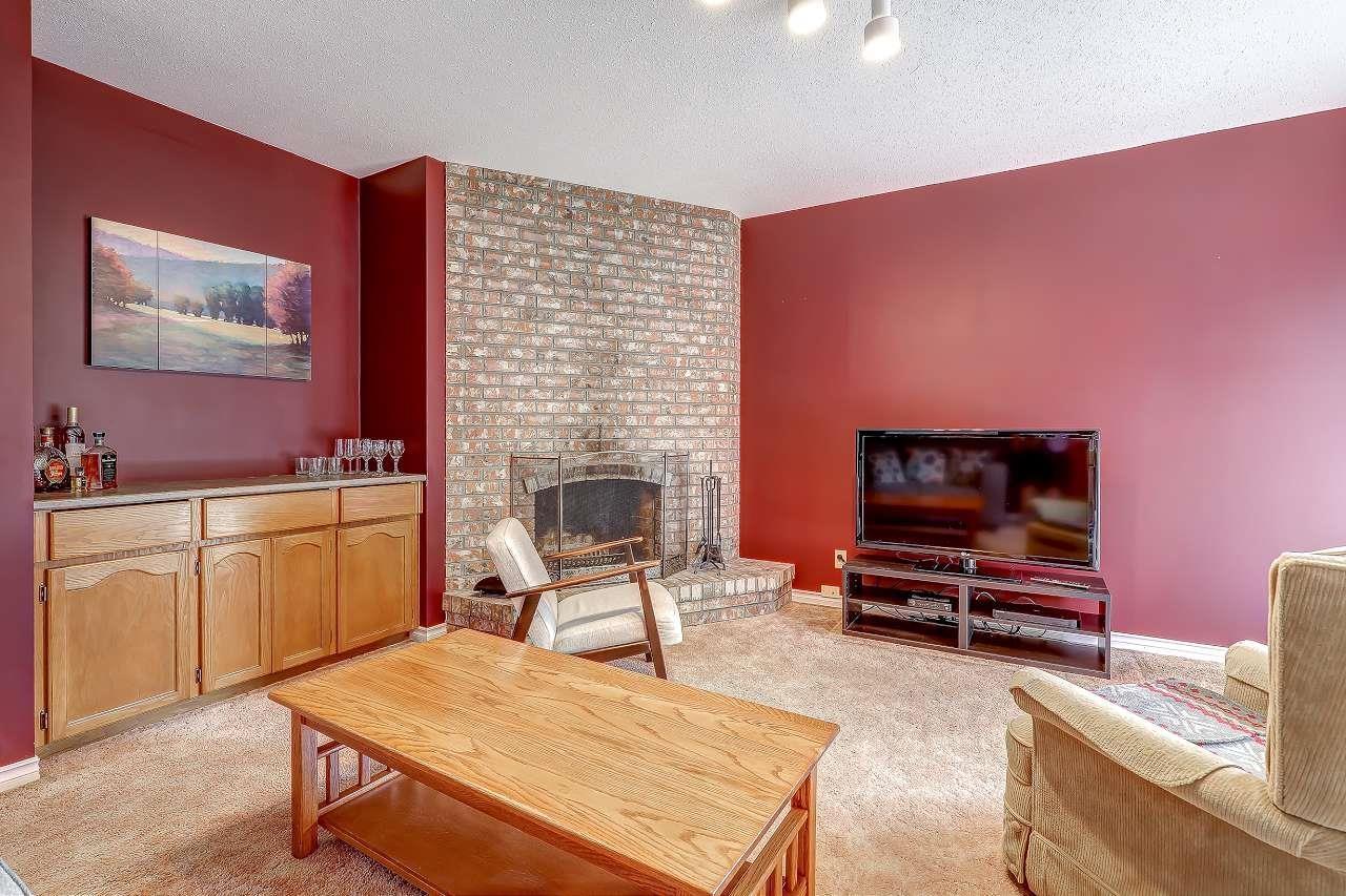 Photo 10 of 5979 Southpark Grove, Surrey BC