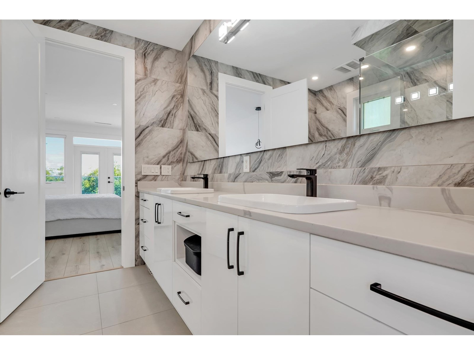 Photo 26 of 12958 Southridge Drive, Surrey BC