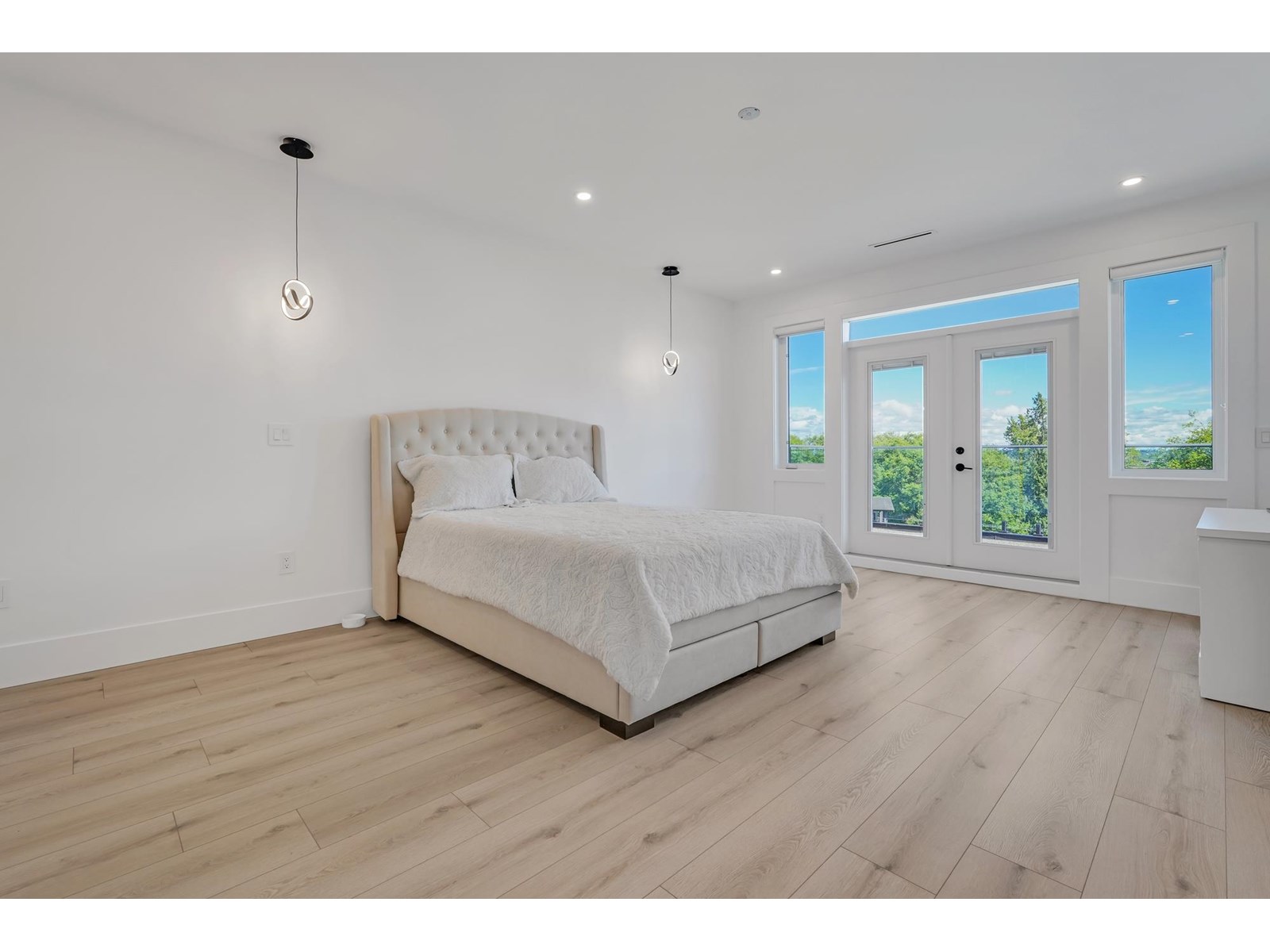 Photo 28 of 12958 Southridge Drive, Surrey BC