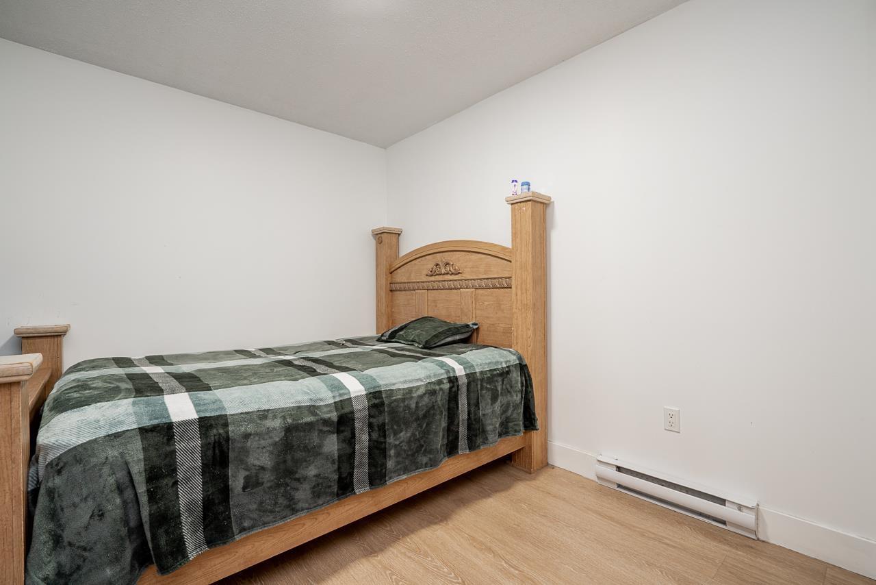 Photo 16 of 15672 99 B Avenue, Surrey BC