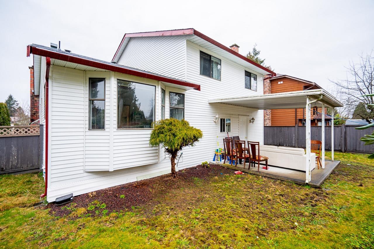Photo 20 of 15672 99 B Avenue, Surrey BC