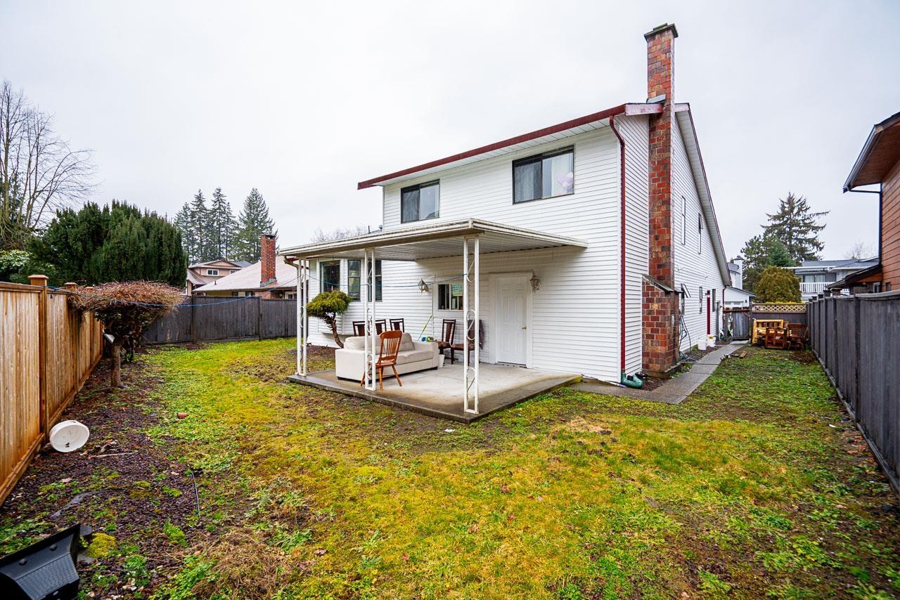 Photo 21 of 15672 99 B Avenue, Surrey BC