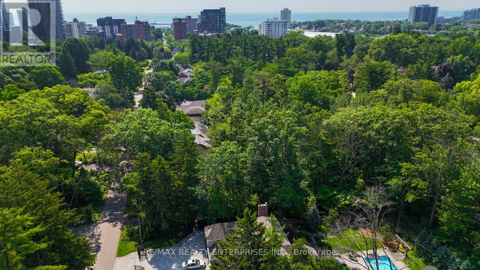 Photo 12 of 1252 Mona Road, Mississauga ON