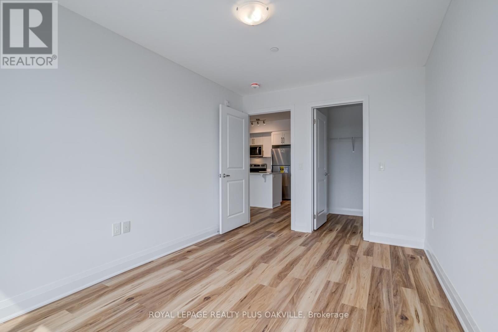 Photo 42 of 221 1936 Rymal Road E, Hamilton ON