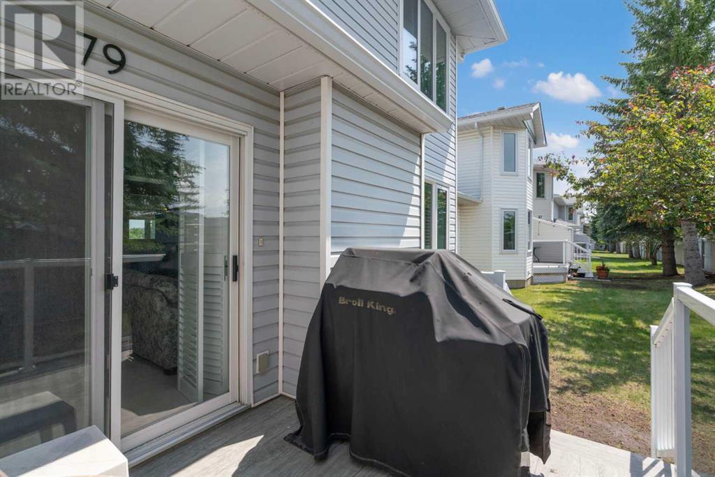 Single Family House for Sale in  Scenic Gardens Scenic Acres Calgary 