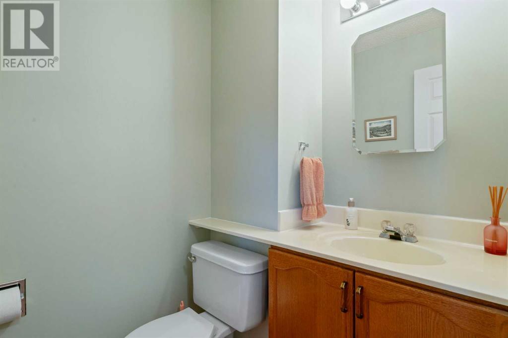 Single Family House for Sale in  Scenic Gardens Scenic Acres Calgary 