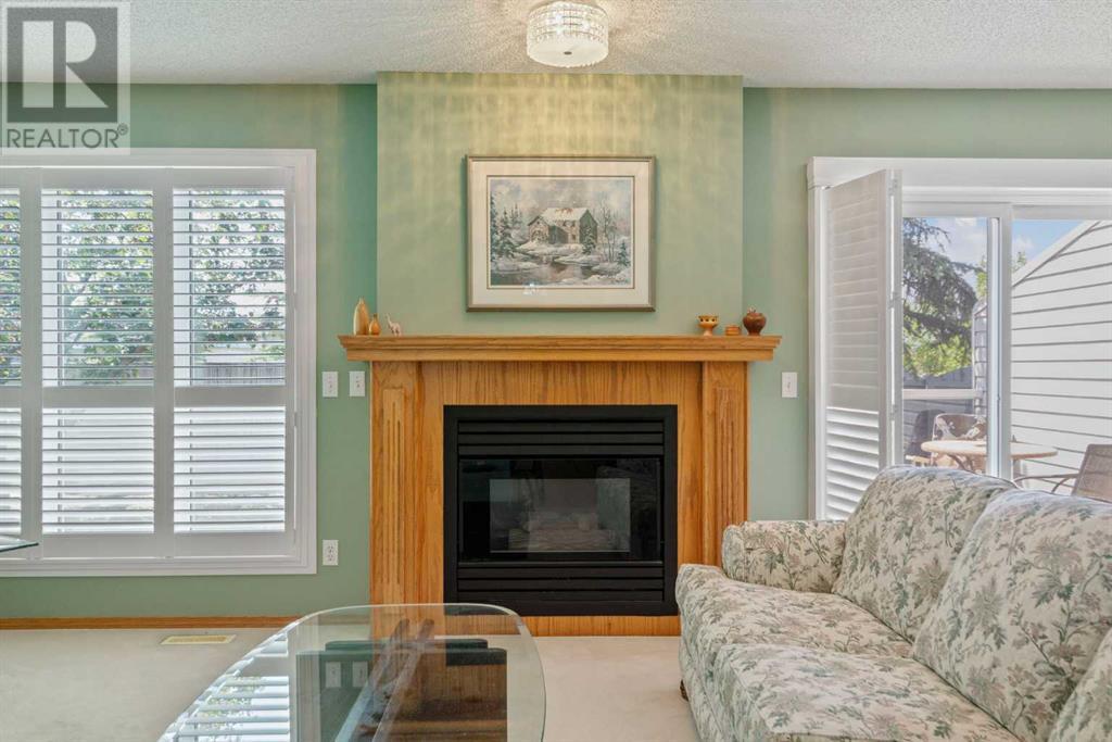Single Family House for Sale in  Scenic Gardens Scenic Acres Calgary 