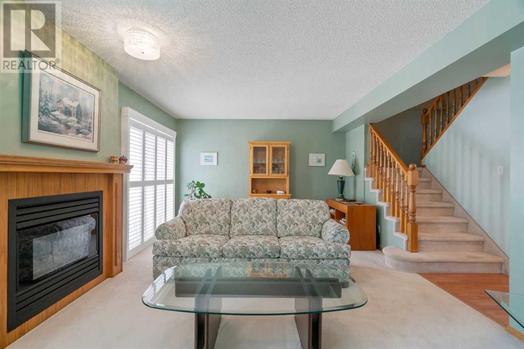 Single Family House for Sale in  Scenic Gardens Scenic Acres Calgary 