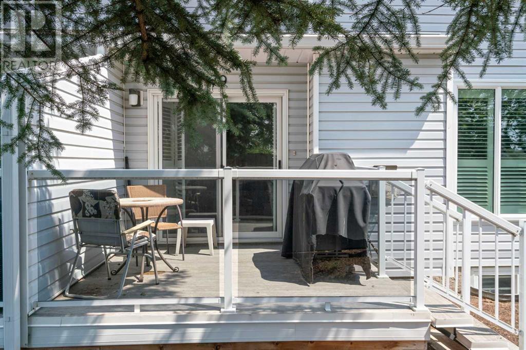 Single Family House for Sale in  Scenic Gardens Scenic Acres Calgary 