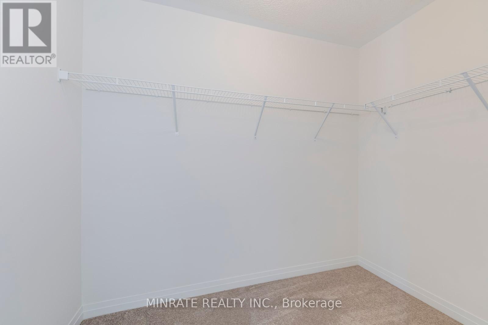 Photo 11 of 40 Freedom Crescent, Hamilton ON