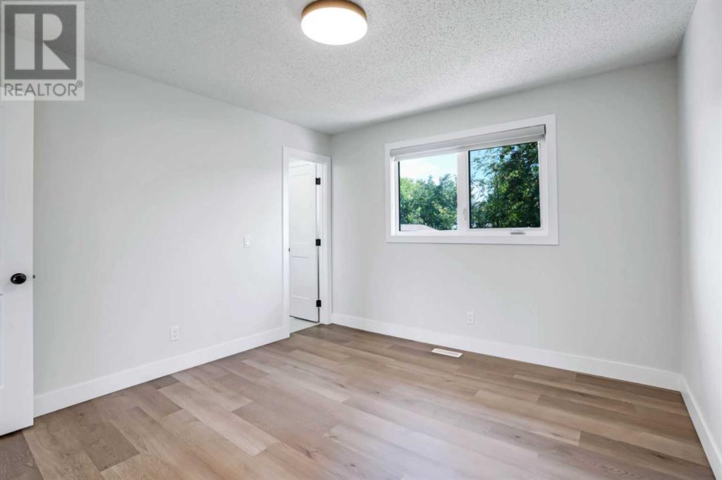 Single Family House Bi-level for Sale in   Street NE Rundle Calgary 
