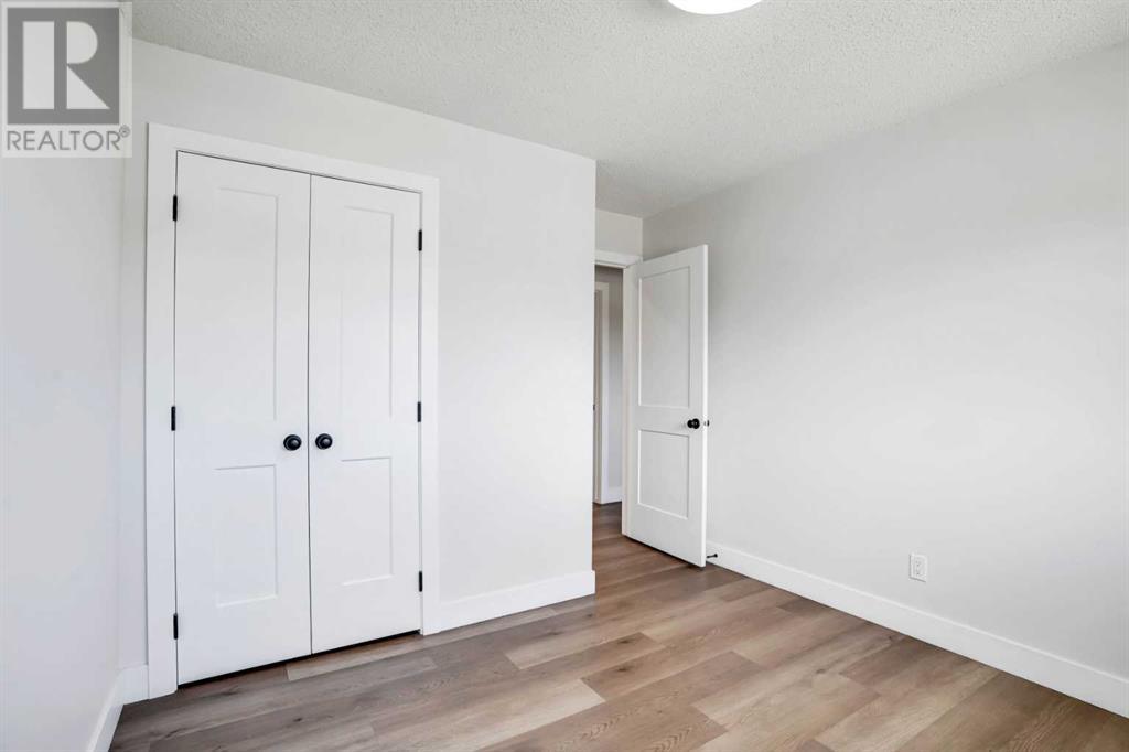 Single Family House Bi-level for Sale in   Street NE Rundle Calgary 