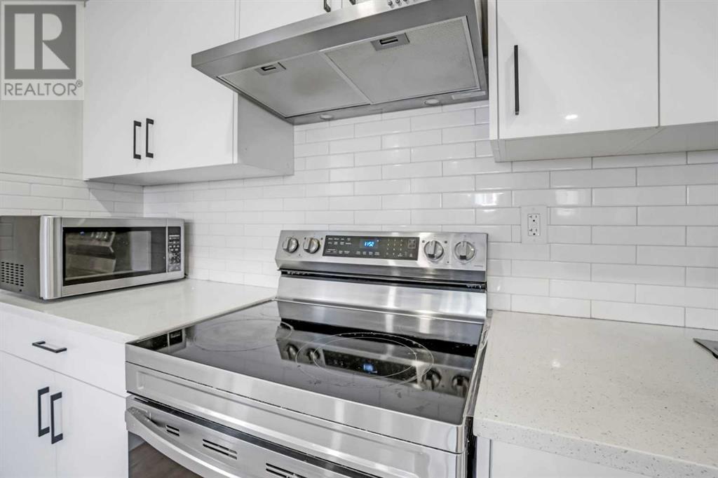 Single Family House Bi-level for Sale in   Street NE Rundle Calgary 