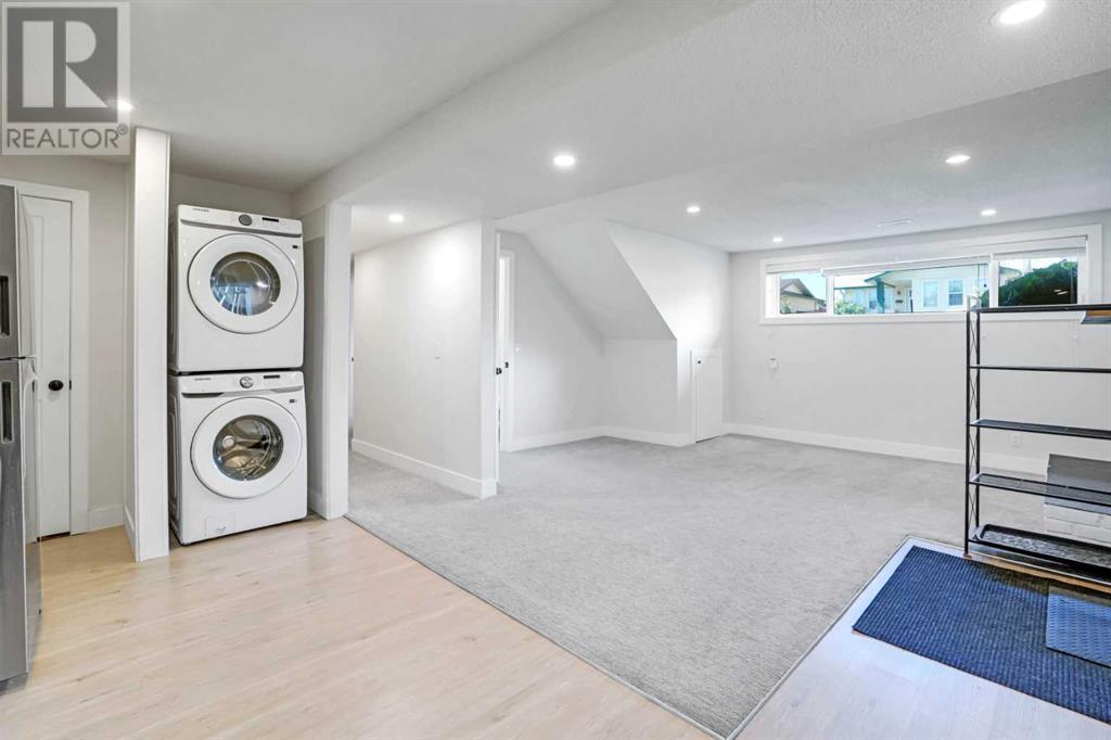 Single Family House Bi-level for Sale in   Street NE Rundle Calgary 