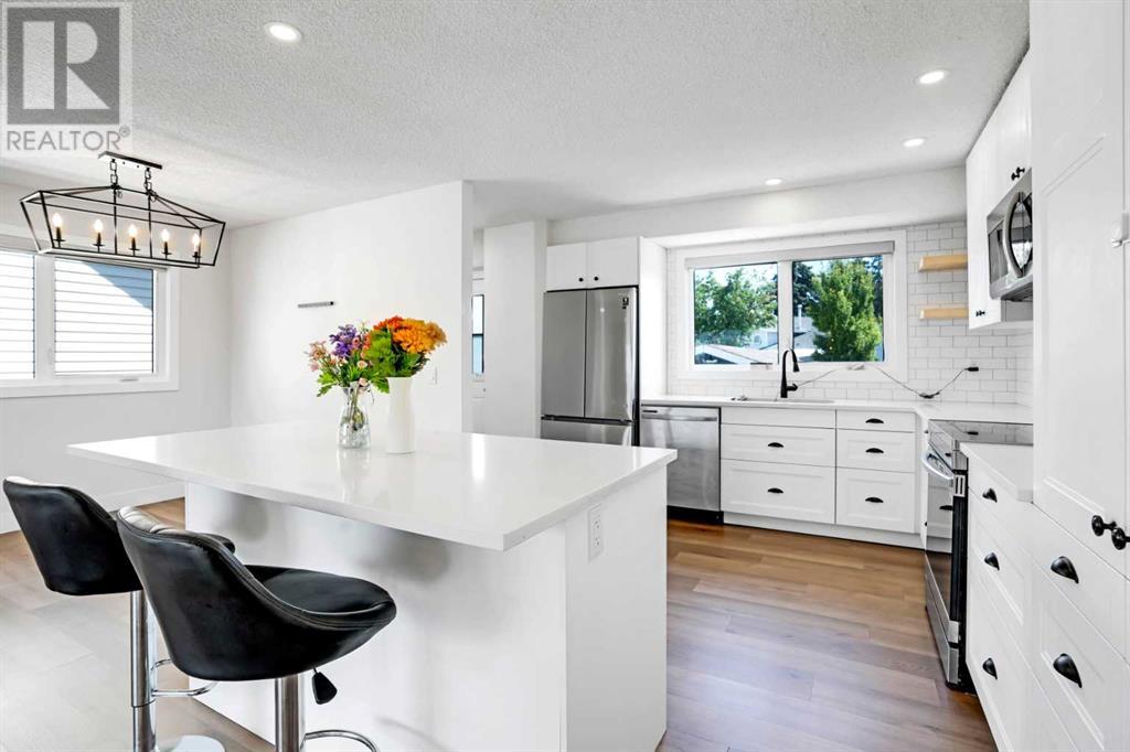 Single Family House Bi-level for Sale in   Street NE Rundle Calgary 